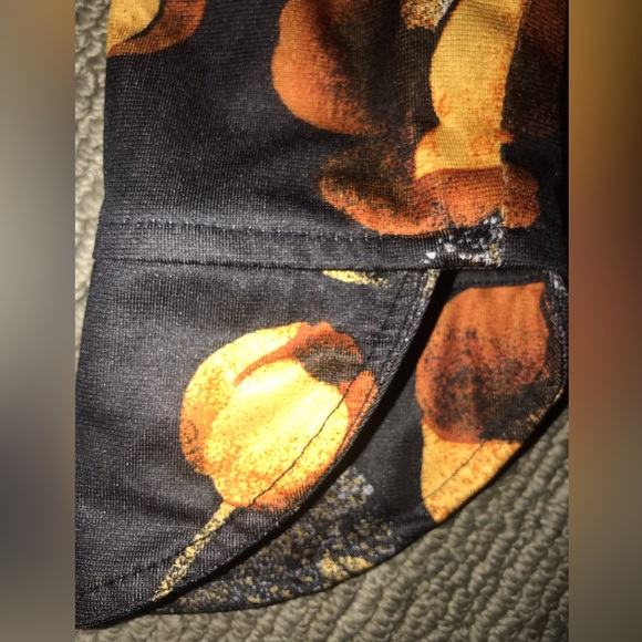 Vintage Orange Poppy Crop Top - Picture 5 of 8